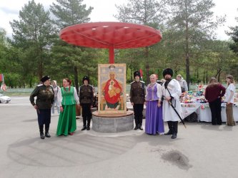 Второй день фестиваля казачьей культуры «Любо!» пришёлся на православный праздник – Красную горку. 1