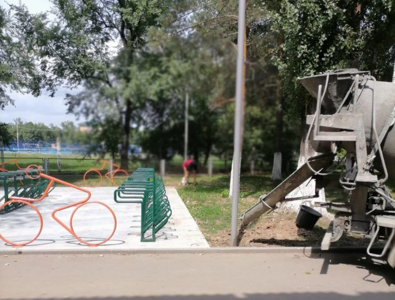 К новому учебному году благоустроена территория школы №1 К новому учебному году благоустроена территория школы №1