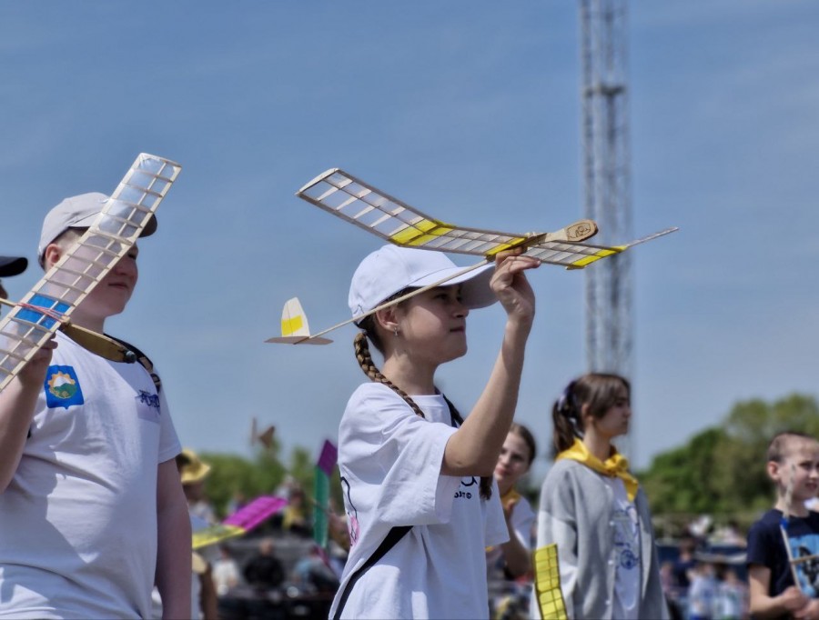 В Арсеньеве состоялся второй фестиваль воздушных змеев «Небо на ладони»
