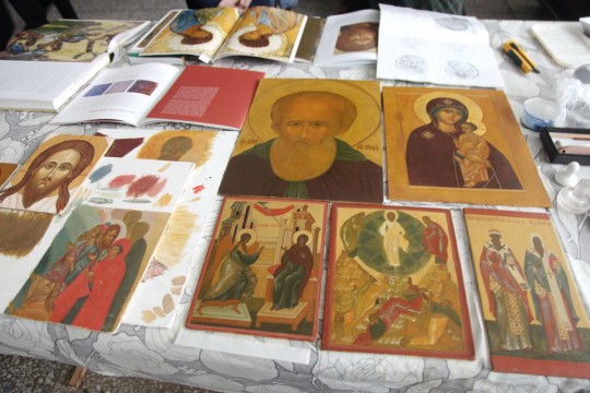 Выставка икон «Дивен Бог во святых Своих!»