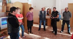Клуб байкеров БАРС побывал в Арсеньевском социально-реабилитационном центре «Ласточка» 2