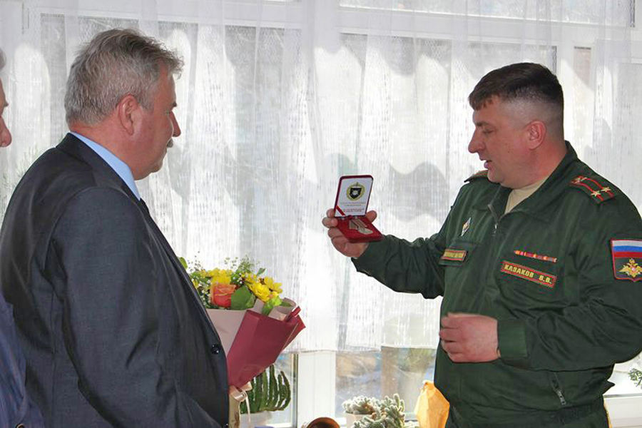 60-летие отметил 20 марта гвардии-майор А.И. Богатырев