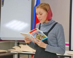 Чемпионат по неподготовленному чтению вслух «Страница’19» прошел в Центральной городской библиотеке