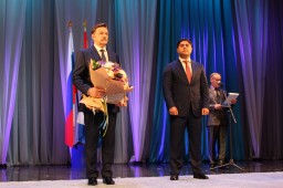 7 апреля в Арсеньеве состоялась инаугурация Главы Арсеньевского городского округа Александра Коваля 1