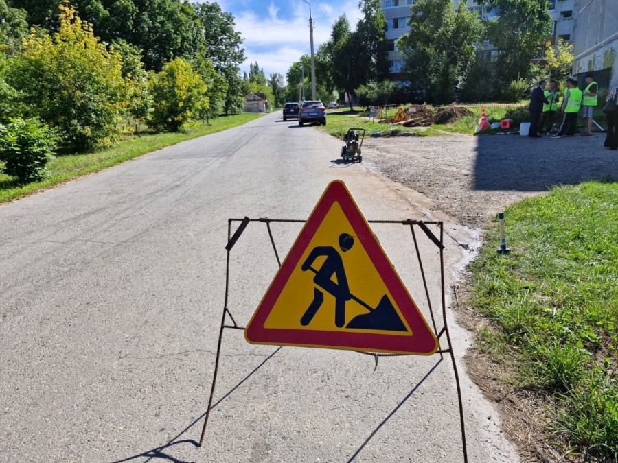 В Арсеньеве приступили к ямочному ремонту дорог