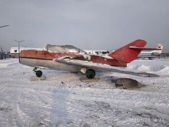 МиГ-15УТИ у колледжа филиала ДВФУ в городе Арсеньев был перемещён на реставрацию