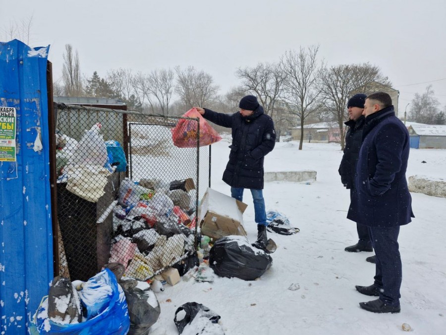 В Арсеньеве уделяют особое внимание проблеме вывоза мусора