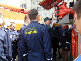Огнеборцы города Арсеньева напомнили школьникам о пожарной безопасности 1