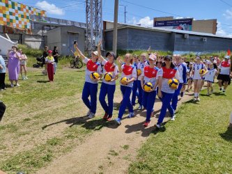 На стадионе Восток состоялся городской фестиваль молодёжи, посвященный Всероссийскому Дню молодёжи 4