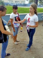 Волонтеры и молодогвардейцы Арсеньева провели акции, посвященные Дню Государственного флага России 3