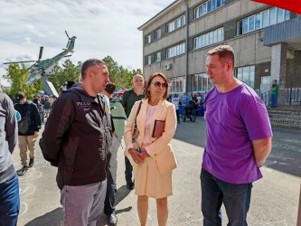 Традиционный фестиваль «Арсеньевская осень» торжественно открылся на площади ДК «Прогресс» 3