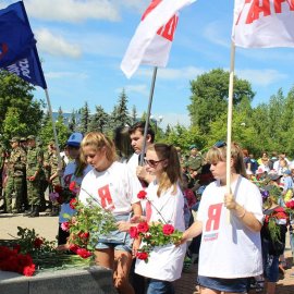 22 июня в Арсеньеве состоялась церемония возложения цветов к обелиску Славы 7