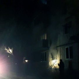 В Арсеньеве огнеборцы на пожаре спасли четырёх человек 1