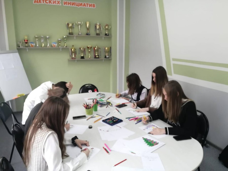 Арсеньевские школьники продолжают писать «Письма солдату»