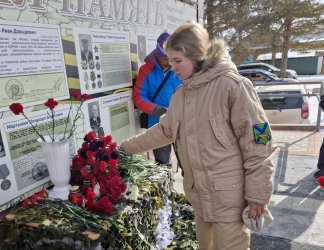 ​В Арсеньеве увековечена память выпускника Приморского индустриального колледжа 0