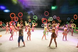 Учащиеся школы циркового искусства приняли участие в церемонии открытия Владивостокского цирка