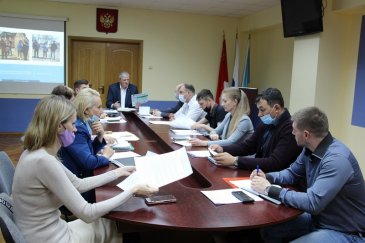 Общественные наблюдатели Арсеньева и представители администрации обсудили ход реализации нацпроектов