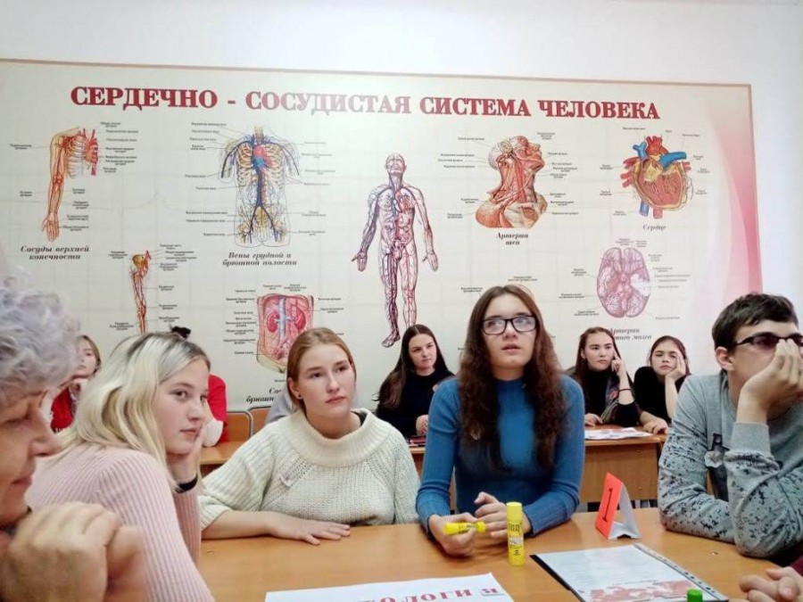 Арсеньевские школьники и "Шаг в медицину"