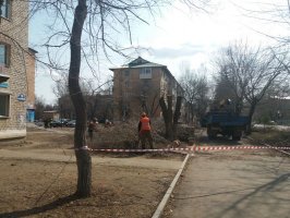 В Арсеньеве началась реконструкция сквера, в котором установлен памятник Герою России Олегу Пешкову 0