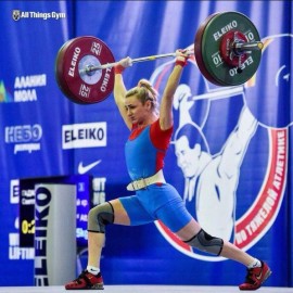 Светлана Гаджиева успешно выступила на Чемпионате России по тяжелой атлетике. 0