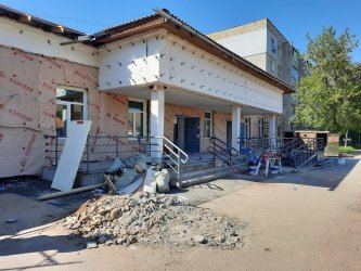 В Арсеньеве продолжается ремонт филиала детской поликлиники