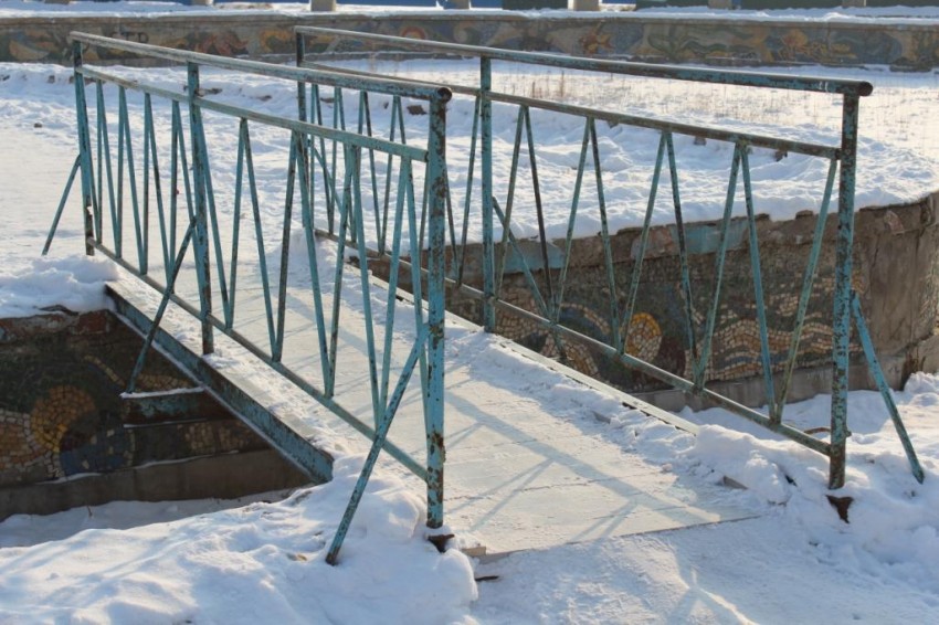 Отремонтирован мостик на главной площади города