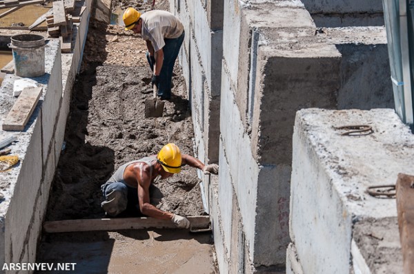 В Арсеньеве завершается строительство домов для горожан, проживающих в аварийном жилом фонде