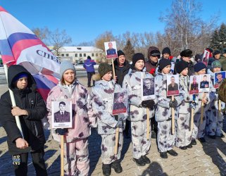 Арсеньевцы, военнослужащие почтили память россиян, исполнявших служебный долг за пределами Отечества 9
