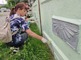 В парке "Восток" прошел очередной субботник 1
