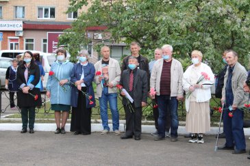 В Арсеньеве прошла церемония открытия мемориальной доски ветерану МВД 4
