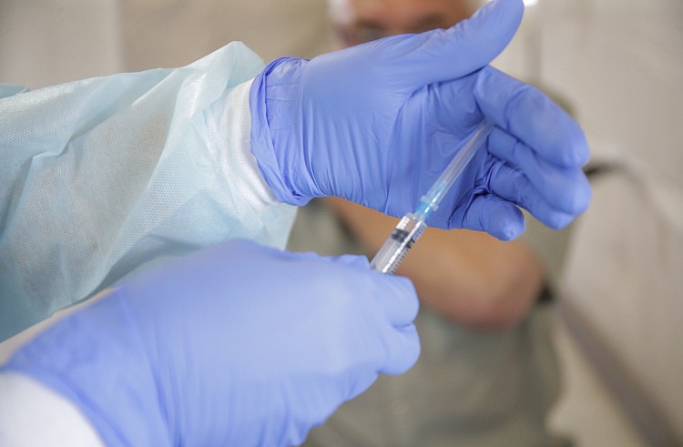 Прививочная кампания от гриппа стартует в Приморье с 1 сентября