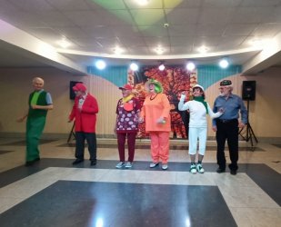 В Арсеньеве прошел праздничный вечер «Цвет настроения-Осень!» в клубе «Добрые встречи» 0
