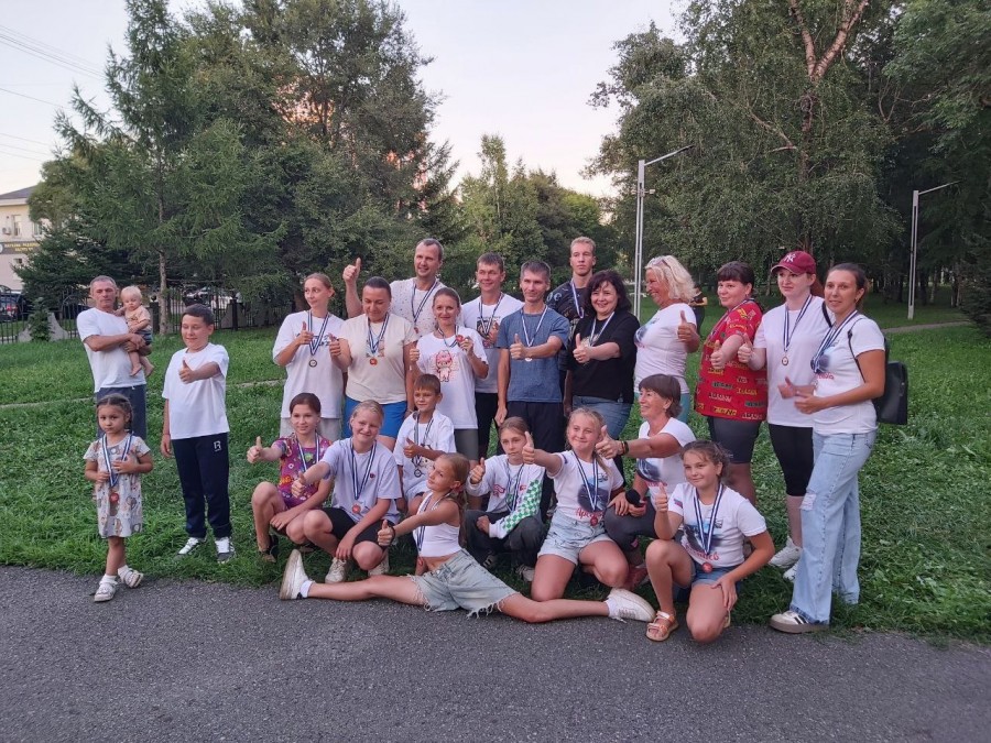 Спортивный фестиваль "Добрососедство" среди ТОС города Арсеньева прошёл в парке "Восток"