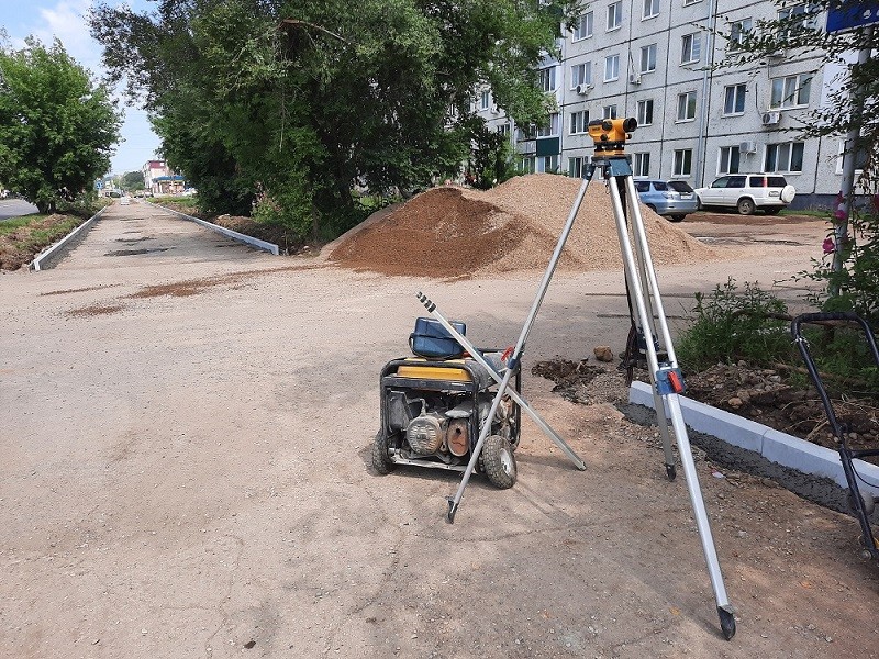 В Арсеньеве продолжается ремонт городских тротуаров