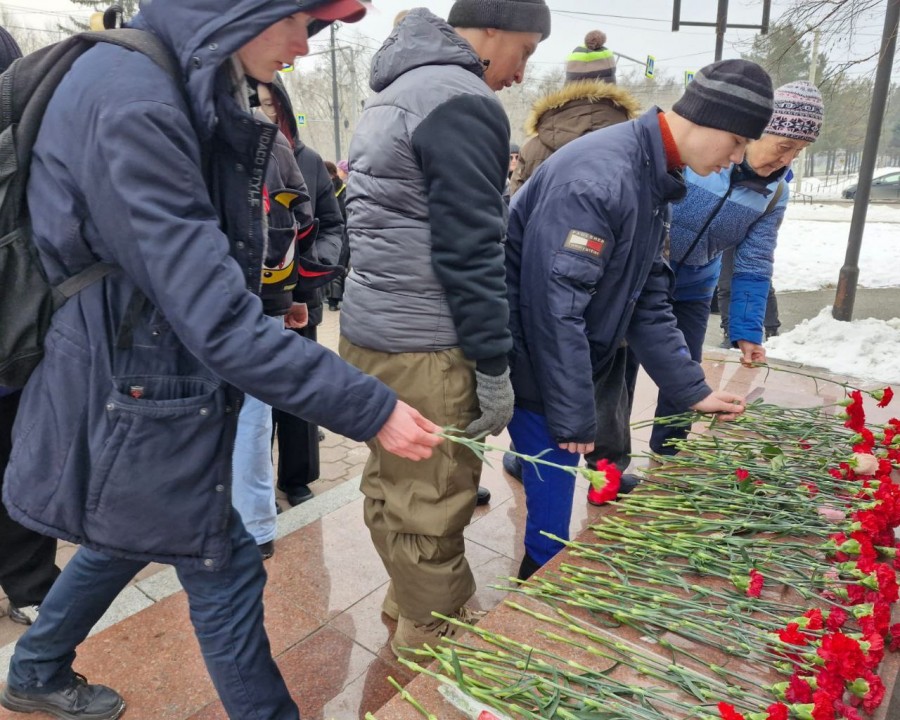 Арсеньевцы почтили память жителей и защитников блокадного Ленинграда