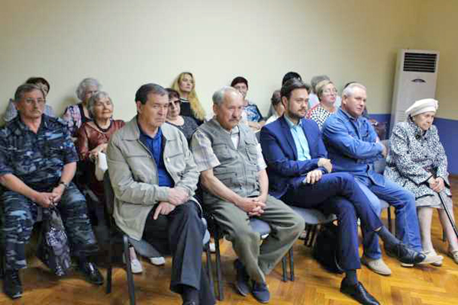 В Арсеньеве состоялась публичная встреча КГБУЗ «Арсеньевская городская больница» с жителями города