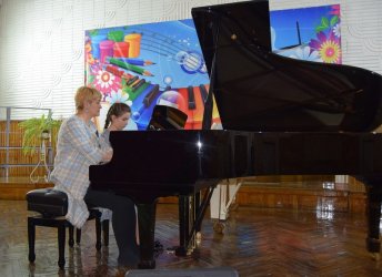 В Арсеньевской Детской школе искусств состоялись школьные конкурсы юных пианистов 3