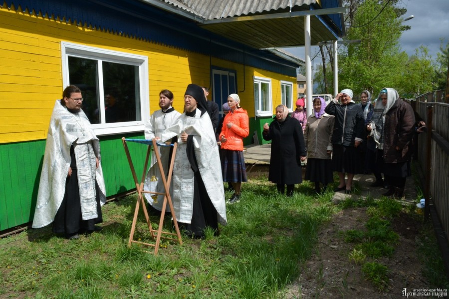 Освящение Креста и купола храма в селе Чернышевка
