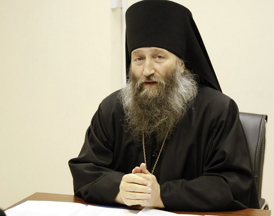 Владыка Гурий рассказал об отношении Церкви к святочным гаданиям в эфире «Радио Арсеньев»