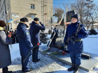 Арсеньевцы, военнослужащие почтили память россиян, исполнявших служебный долг за пределами Отечества 4