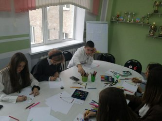 Школьники Арсеньева принимают участие во Всероссийской акции «Новый год вместе!»