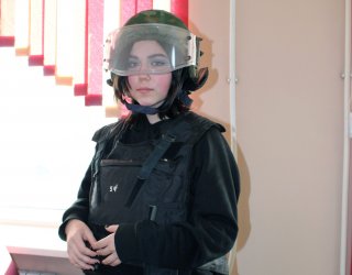 В Арсеньеве Приморского края полицейские и общественники провели для школьников урок профориентации