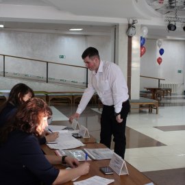 В Арсеньеве 18 марта в 8 утра открылись избирательные участки 2