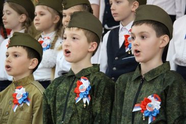 В Арсеньеве состоялся городской фестиваль патриотической песни «Служить России!» 4
