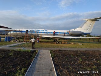 Авиамузей в городе Арсеньев. Покраска Ту-134