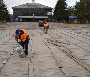 В Арсеньеве продолжаются работы по восстановлению городского фонтана 0