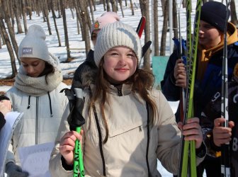 Школьники Арсеньева закрыли лыжный сезон 1