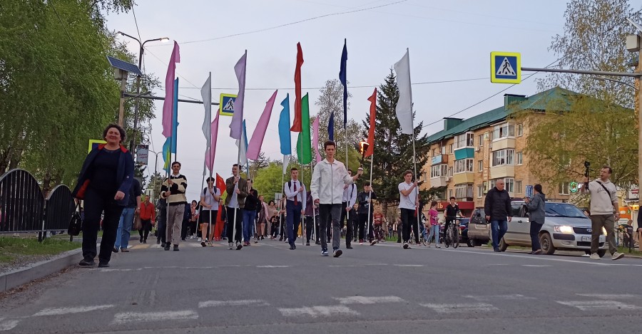 В Арсеньеве состоялось шествие «Свеча памяти», посвященное Дню Победы (Видео)