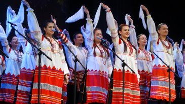 В Арсеньеве прошел конкурс духовно-патриотической песни «Ярмарка хоров «За Веру и Отечество» 0