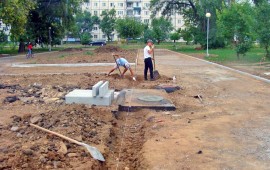 В Арсеньевском городском округе продолжается благоустройство сквера и парка